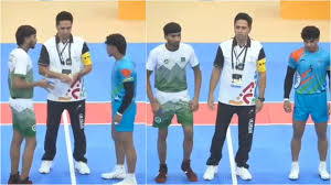 No Handshake Row: फिर हुई पाकिस्तान की बेइज्जती, भारतीय कबड्डी खिलाड़ियों ने किया हाथ मिलाने से इनकार